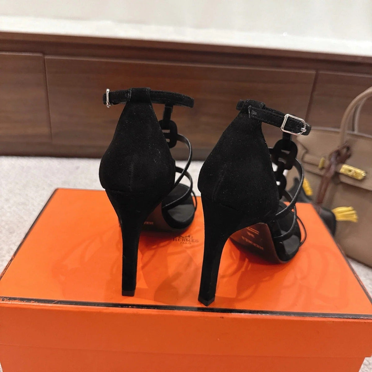 HM 26ss High Heels Sandals 10.5 Black Suede 686017