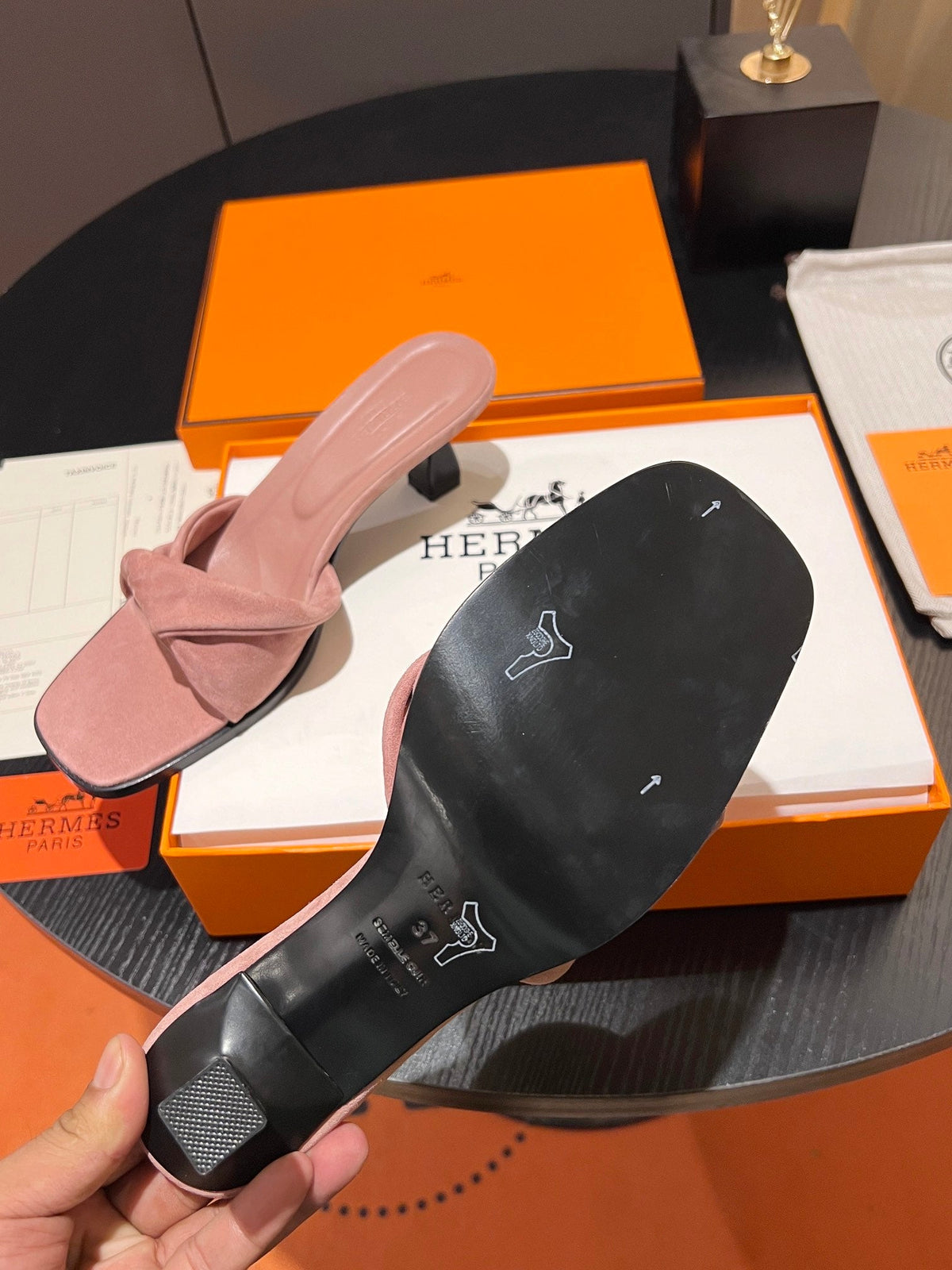HM Giny Sandal 5.5 Rose Nude Suede Calfskin 680059