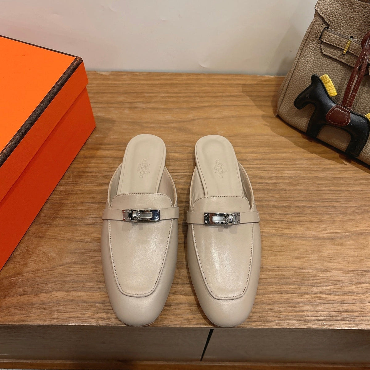 HM 26s Kelly Mule In Beige Calfskin Silver Hardware