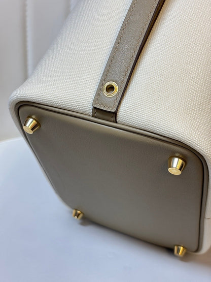 HM Picotin Lock 18CM Pocket Handbag Ivory Kakhi Swift Canvas