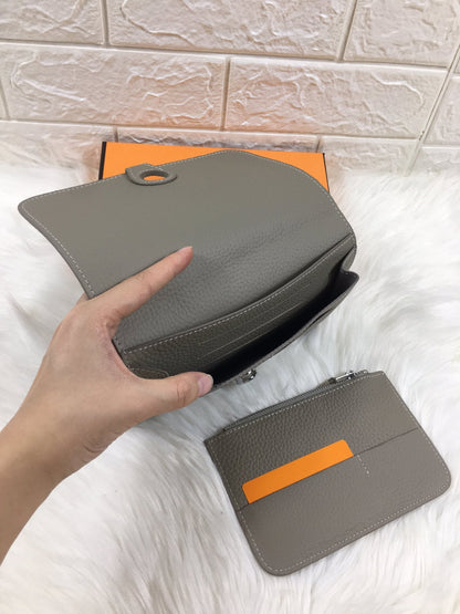HM Dogon Wallet 20 Taupe Grained Calfskin