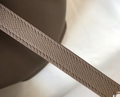 HM PICOTIN LOCK 18 TAUPE EPSOM WITH BRAID STRAP