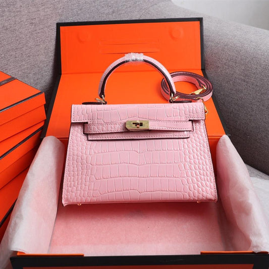 HM KELLY MINI 22 LIGHT PINK EMBOSSED CALFSKIN GOLD HARDWARE