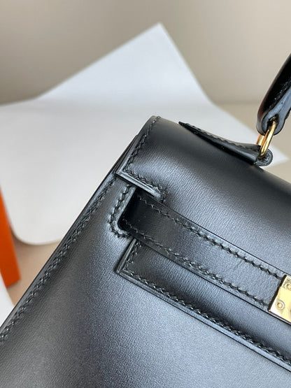 KELLY MINI 20 BAG IN BLACK SMOOTH CALFSKIN WITH GOLD HARDWARE (MADE - TO - ODER)