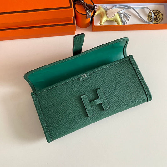 HM Jige Elan 29 Clutch In Forest Green Calfskin (25 days of production)