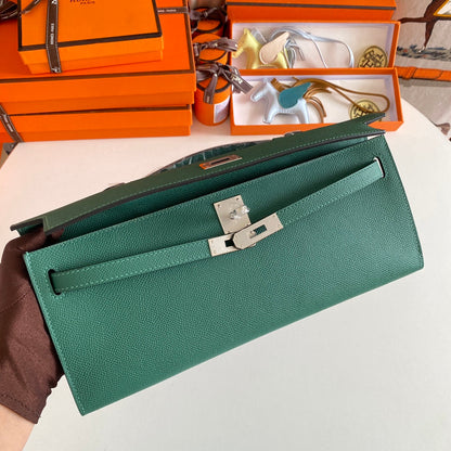 HM Kelly Cut 31 Kaitoke Green Epsom Leather Silver Hardware 229041