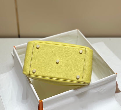 HM LINDY 30 BAG LEMON TAURILLON CLEMENCE LEATHER