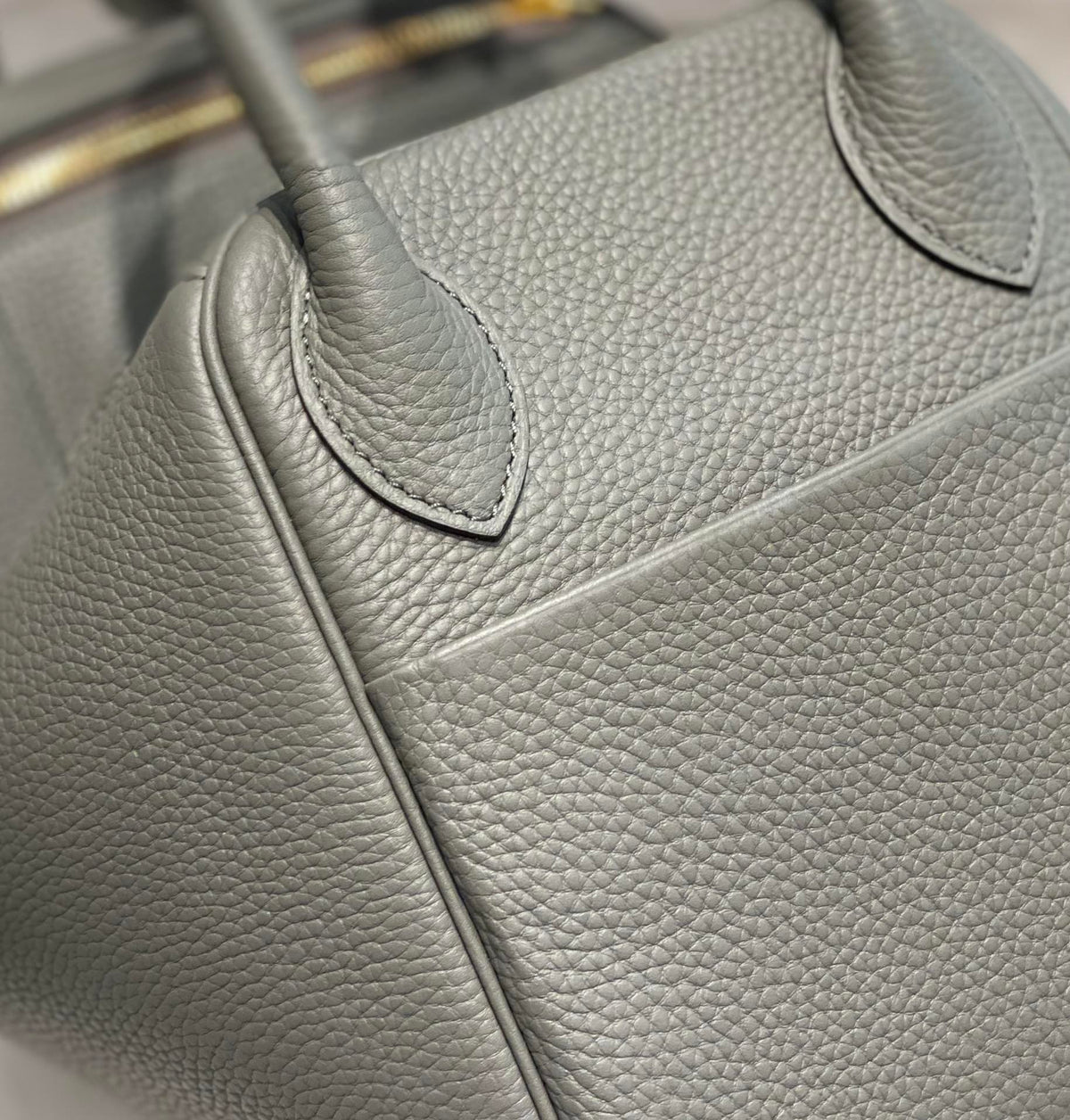 HM LINDY 30 BAG GRAY TAURILLON CLEMENCE LEATHER