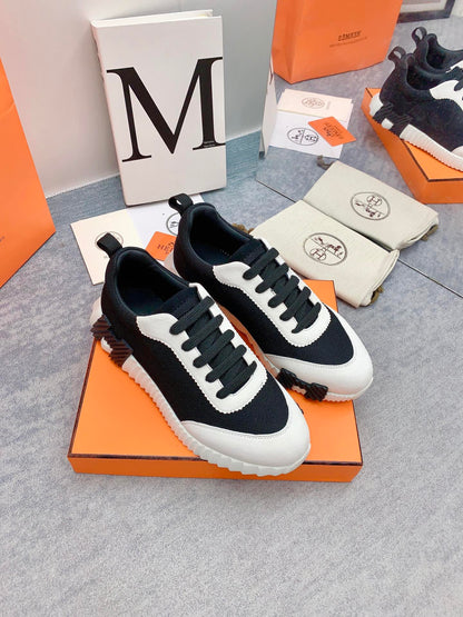 HM Bouncing Sneaker In Black Mesh Fabric 106459