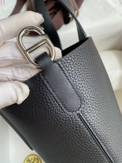 HM Loop Bag 23cm Black Togo Leather