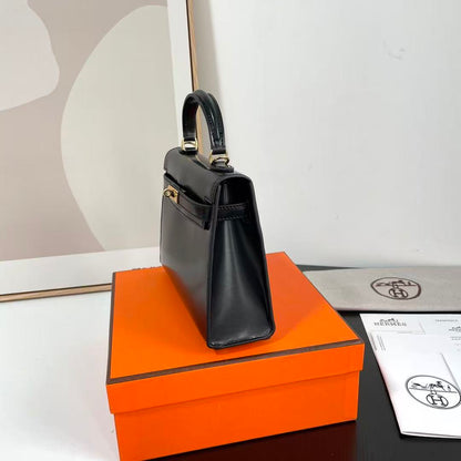 HM Kelly 25cm Glossy Cowhide GHW