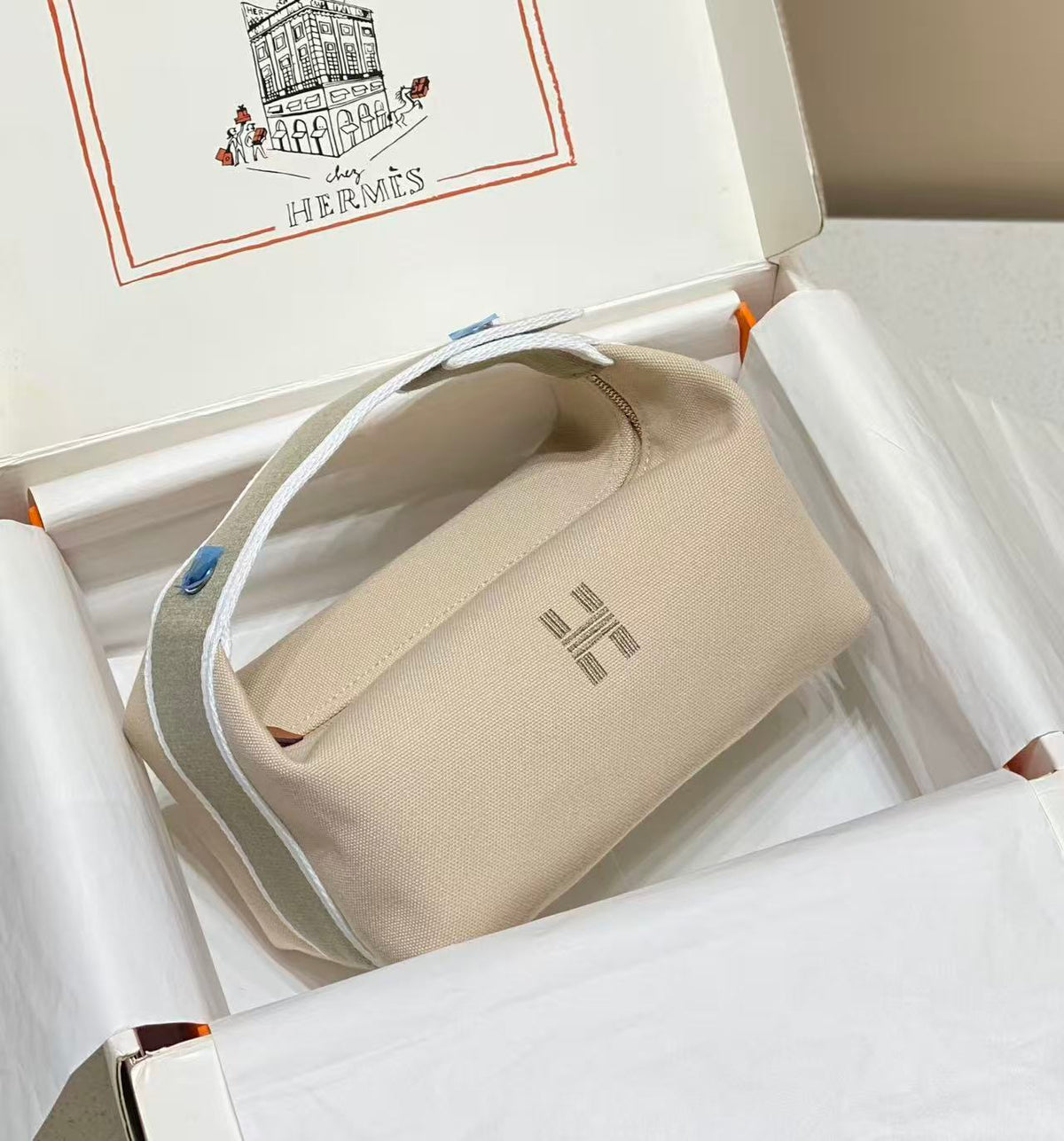 HM 26s Bride-a-Brac Case Beige Natural Cotton Canvas