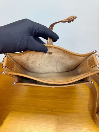 HM Evelyne 23cm Tan Brown Togo Leather