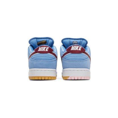 Nike SB Dunk Low 'Philadelphia Phillies' (2022)