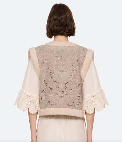 Sea Ceci Vest