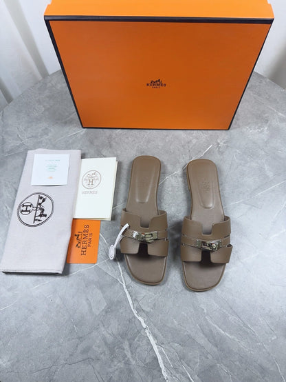 HM Oran Sandal with Kelly Buckle 936539