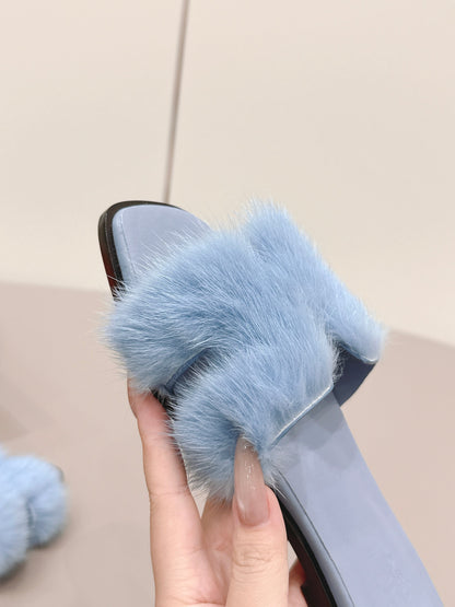 HM 25 Oran Light Blue Fur Leather 738413