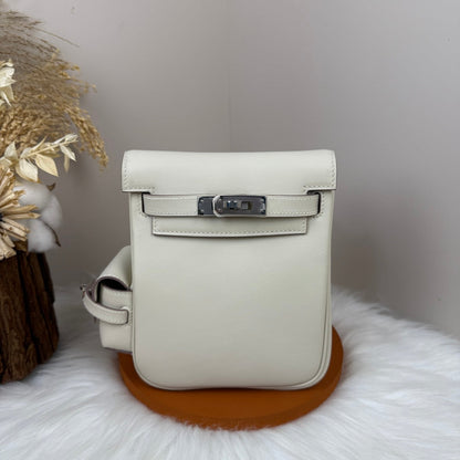 HM Kelly Jump Backpack White Cowhide Sliver Hardware 270038