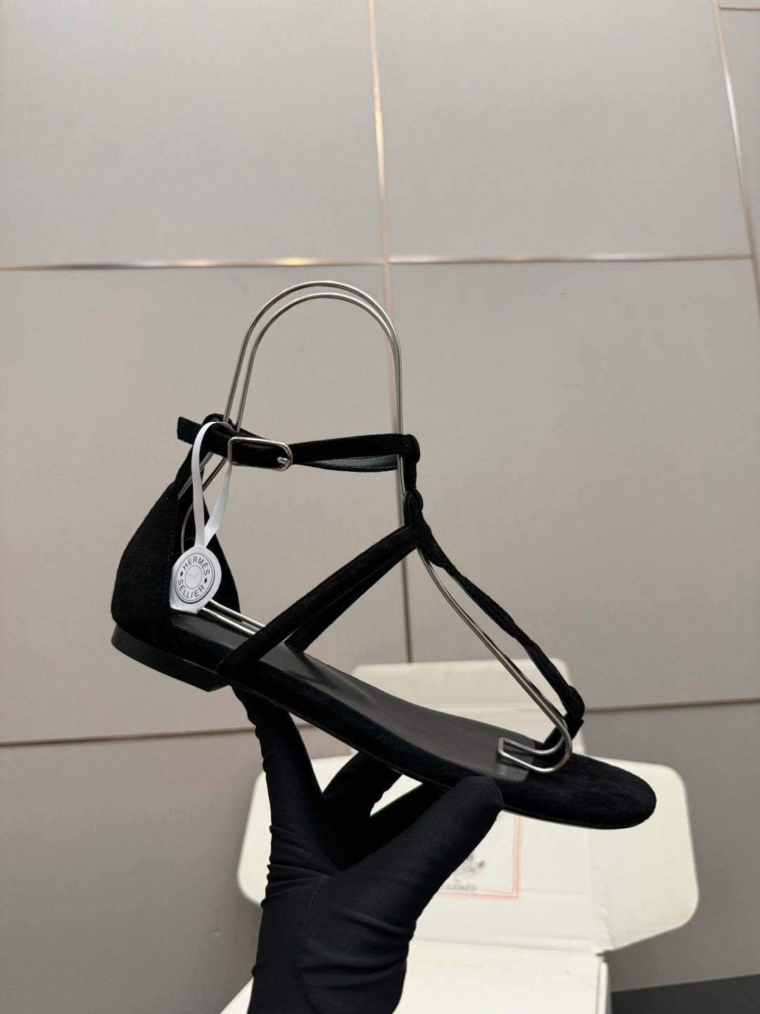 HM Milos Sandal Black Rose Suede 829165