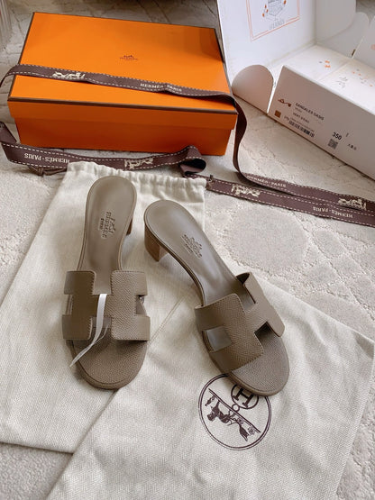 HM 26s Oran Sandal Light Taupe Espom Goatskin 724271
