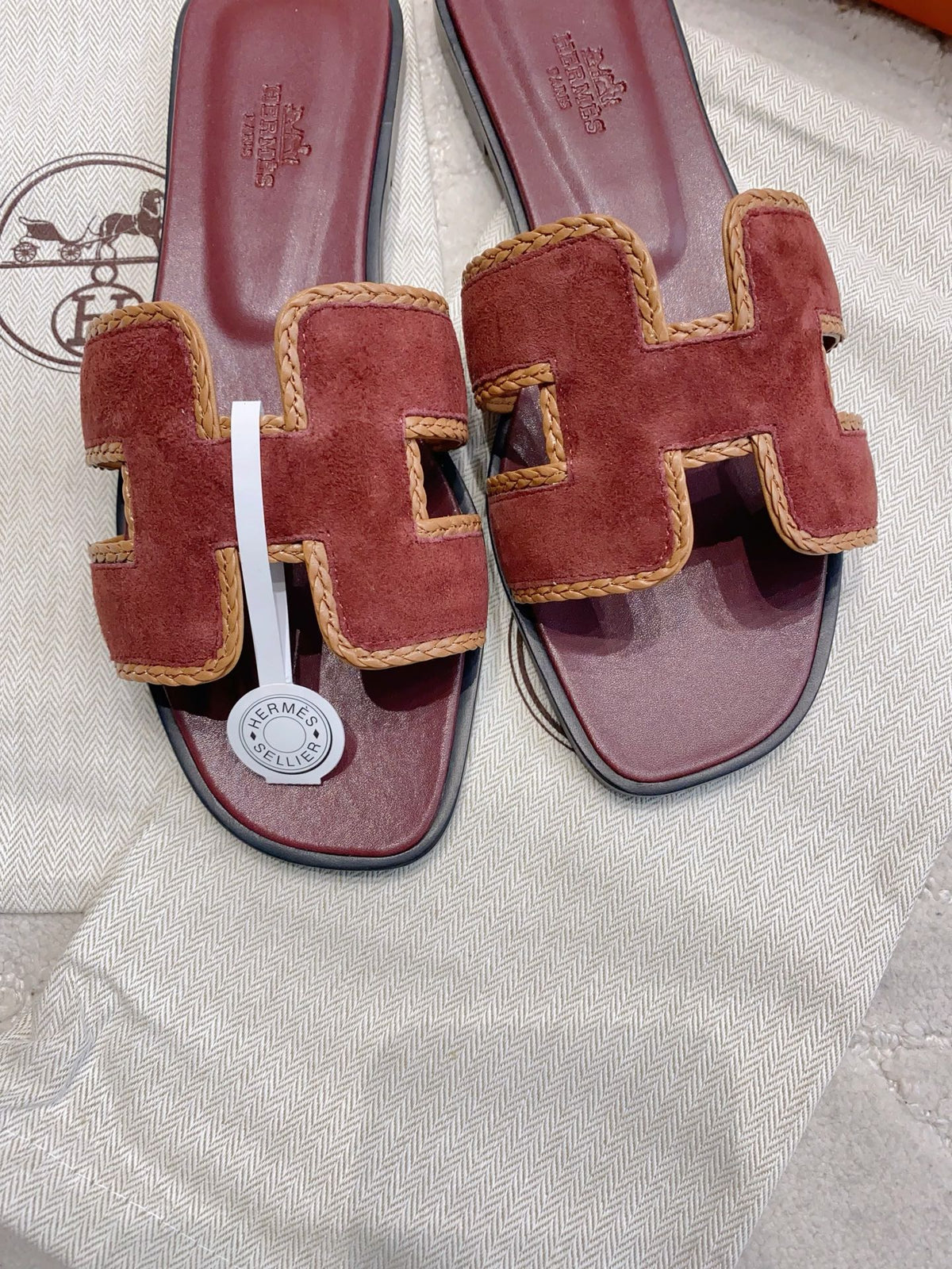 HM 26s Oran Sandal Burgundy Suede Goatskin 724345
