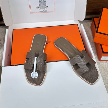 HM Oran Sandal Coffee Embossed Lizard Leather 802366