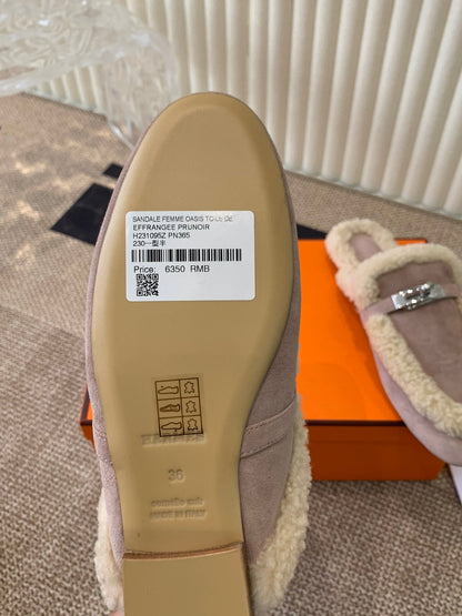 HM Oz Mule In Light Purple Suede Lined With Wool Fleece 113187