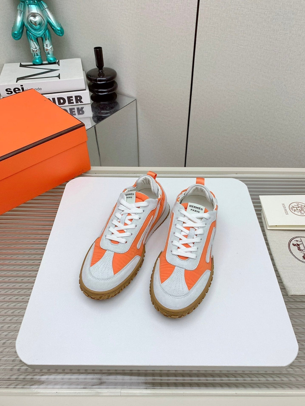 HM Jet Sneaker 20MM Orange Wind Cloth 106382