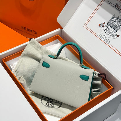 HM Mini Kelly 19 Pearl Gray Epsom 243140