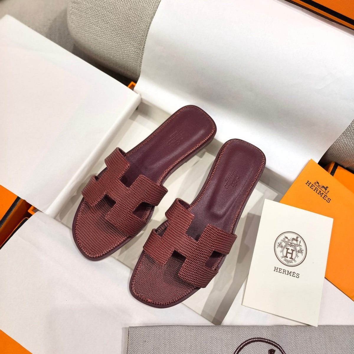 HM 26s Oran Sandal Burgundy Epsom 708453