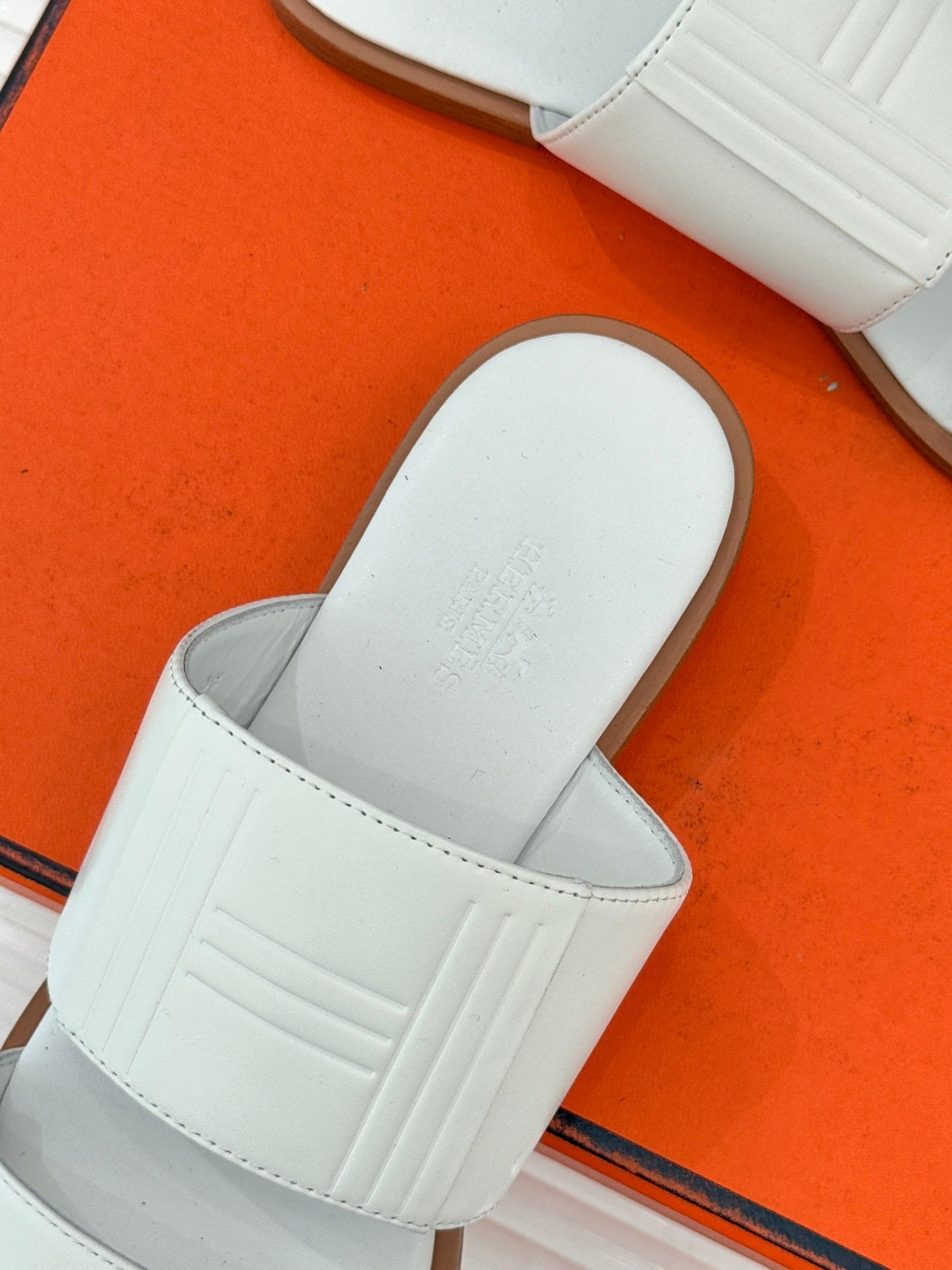 HM 26WF Monica 60 Sandal White Sheepskin 642854