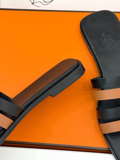 HM 26s Strappy Flat Sandals Black Brown Sheepskin 905786