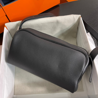 BOSTON NOUVEAU ON BOBY 29 SHOULDER BAG IN BLACK CALFSKIN