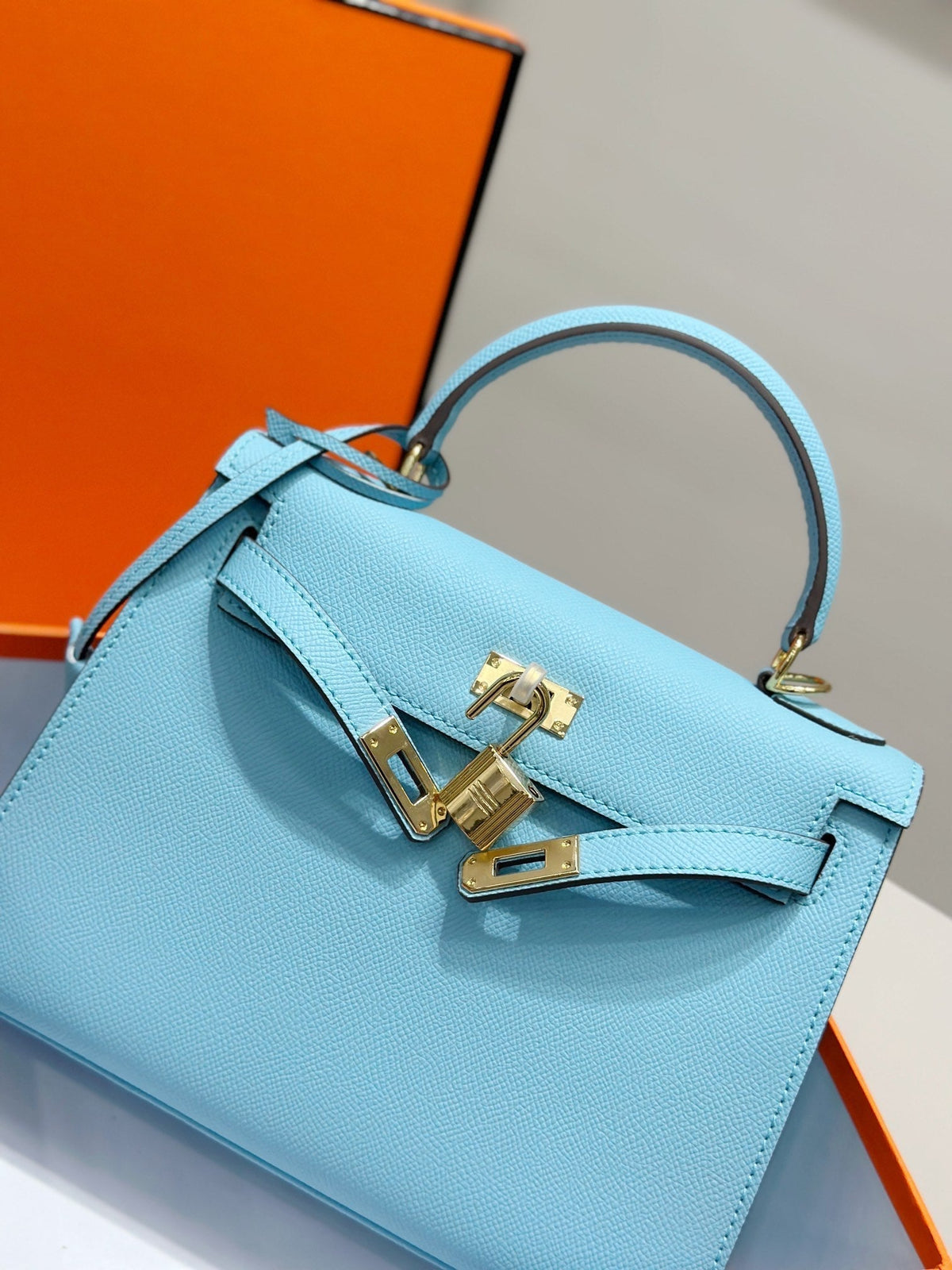 HM Kelly 25cm Tiffany Blue Epsom Leather Gold Hardware