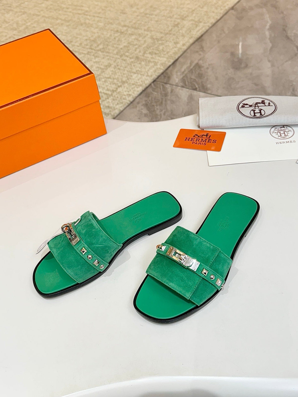 HM 26s Giulia Sandal In Green Suede And Calfskin Silver Hardware