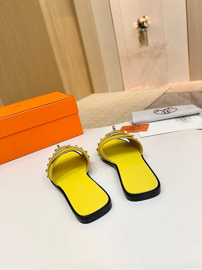HM 26s Giulia Sandal In Yellow Suede And Calfskin Silver Hardware