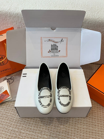 HM Ballet Flat In White Lambskin 997871