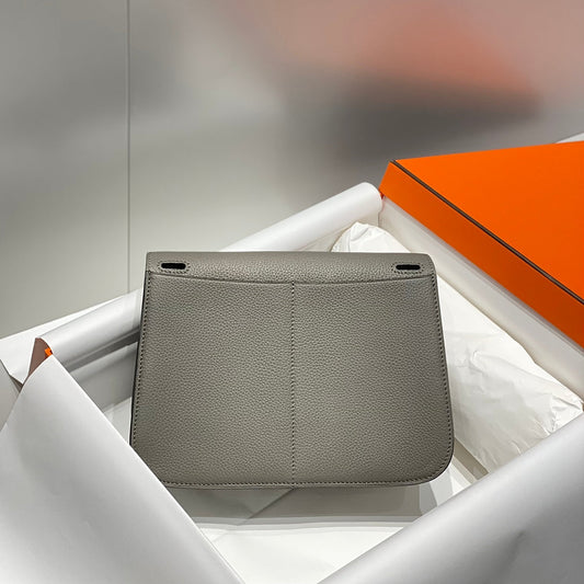 HALZAN 25 HANDLE BAG IN GREY GRAINED CALFSKIN