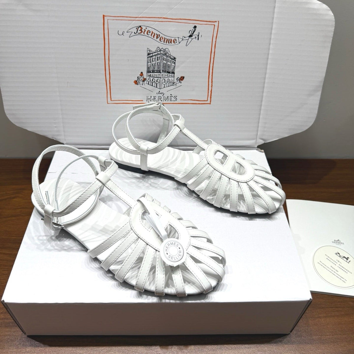 HM Nour Sandals White Leather 849482