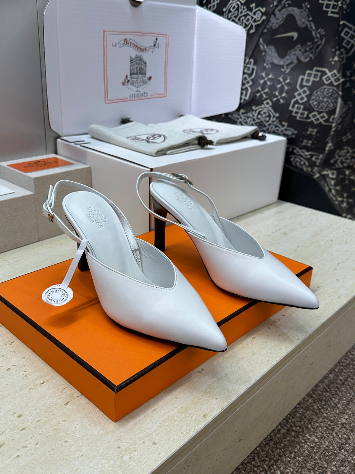 HM Nicoletta Slingback 9cm White Calfskin 830199