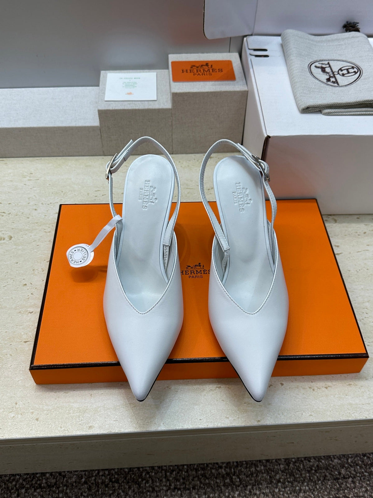 HM Nicoletta Slingback 9cm White Calfskin 830199
