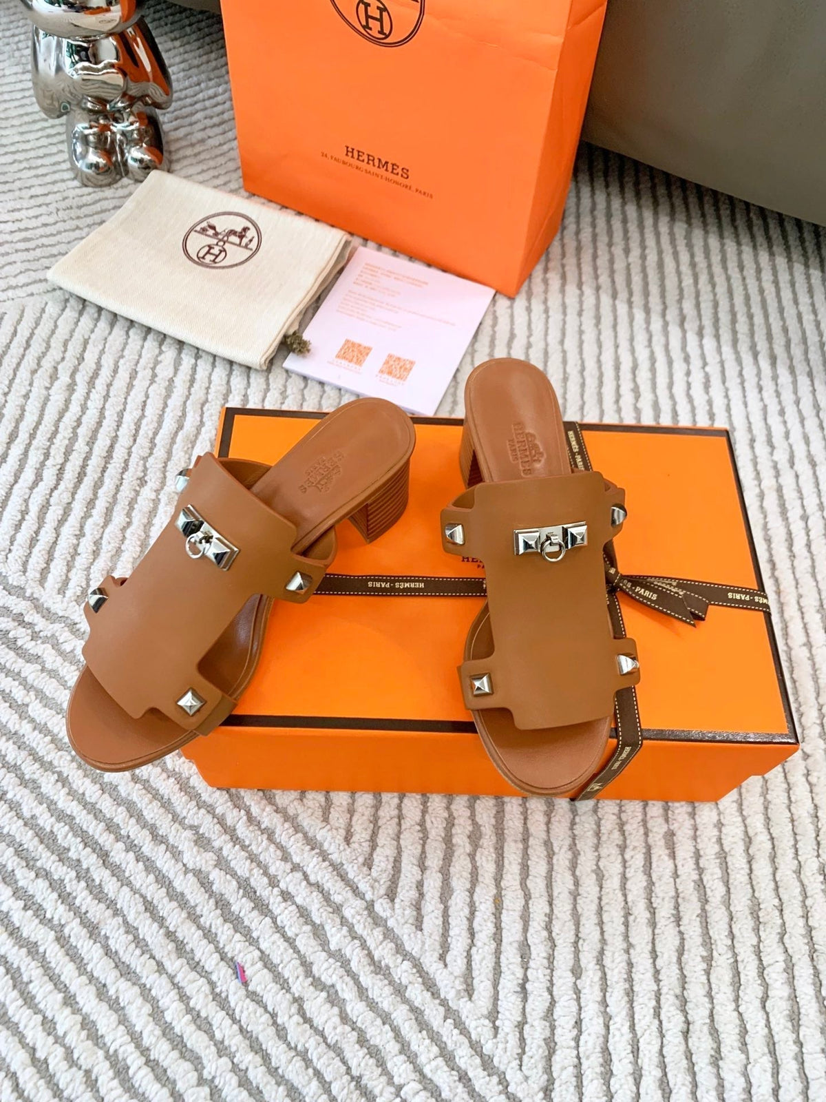 HM Invincible 50 Sandal Brown Lambskin 963263