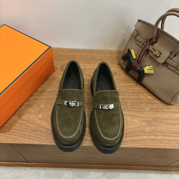 HM 26ss Loafers Olive Green Suede Sliver Buckle 638432
