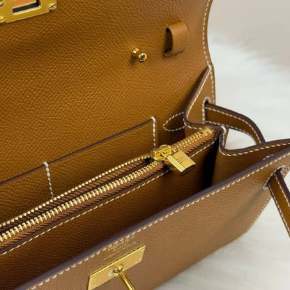 HM KELLY CLASSIQUE TO GO WALLET 20 IN BROWN CALFSKIN GOLD HARDWARE